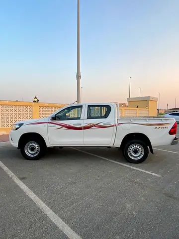 Toyota Hilux Double Cab GL 2021 GCC Specs Petrol very well maintained