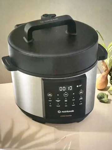 Nutricook Electric MultiCooker / Pressure Cooker - Good Condition