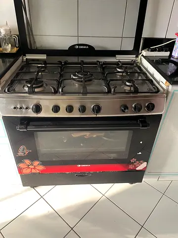 Used 4-Burner Gas Range with Oven - Good Working Condition