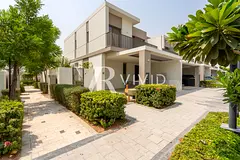 Single Row | Landscaped | Lighting Upgraded — 2