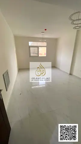 شقة غرفتين وصالة واسعة بسعر لقطة | الجرف 3 بالقرب من السوق الصيني