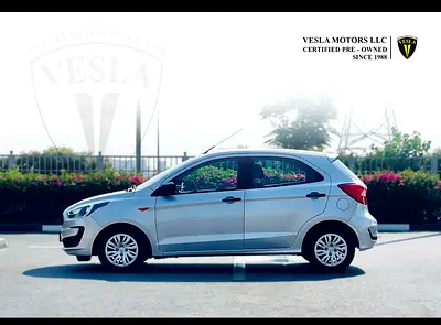 UNLIMITED MILEAGE WARRANTY / HATCHBACK + BLUETOOTH + USB + POWER LOCKS / IN HOUSE FINANCE-3