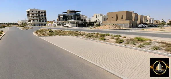 Residential and commercial plot (G+5), second plot on Sheikh Mohammed bin Rashid Al Maktoum Street, opposite Al-Aaliyah Villas