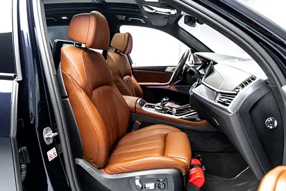 2021 BMW X7 — миниатюра 8