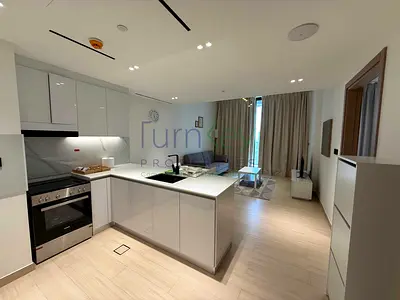 Fully Furnished, High Floor, Spacious Layout, unobstructed View