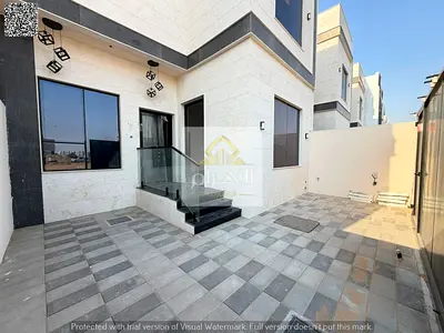 Modern villa with garden for sale, freehold, Dubai villa design, next to services on Street 611, di