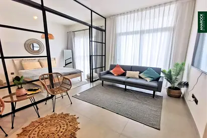 Vacant | Fully Furnished | Boulevard View