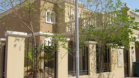 Ready-to-Move-In | Corner Villa for Rent| Spacious Layout | Private Garden