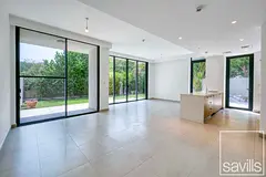 Large Corner Plot | Range Views | Multiple Options