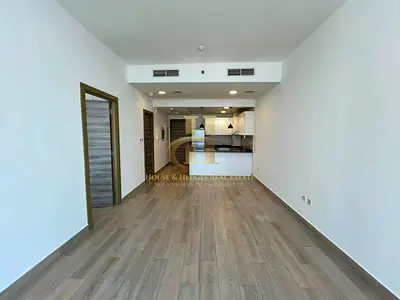 Marina + Pool View | Spacious Apartment | Prime Location