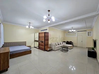 Spacious  Luxurious Studio type Room  | All Bills Inc | 55 Samsung TV | 1Gbps WiFi