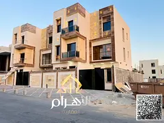 Villa directly from the owner, custom finishing, on a main street, close to all services, freehold o