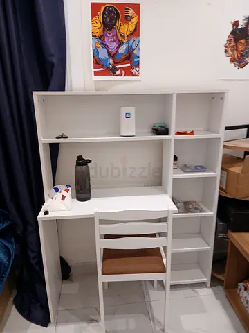 White modular shelving unit with 3 drawers - good condition