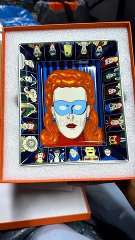 Decorative Porcelain Change Tray with Artistic Portraits