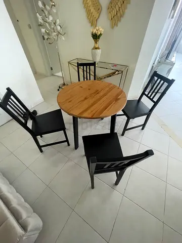 Round Wooden Dining Table with 4 Black Chairs - excellent Condition