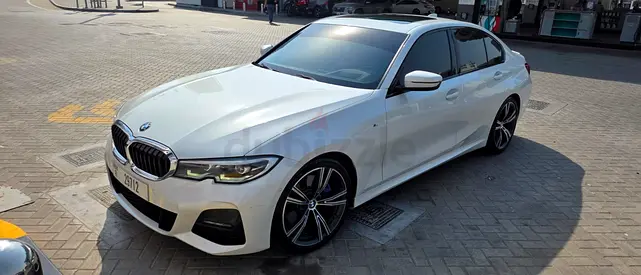 BMW 3-Series 330i M Sport 2021 | GCC Specs | Low Mileage