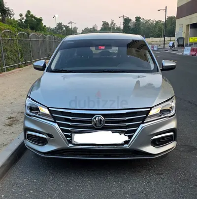 MG 5 Comfort 2022 GCC Metallic Silver Colour