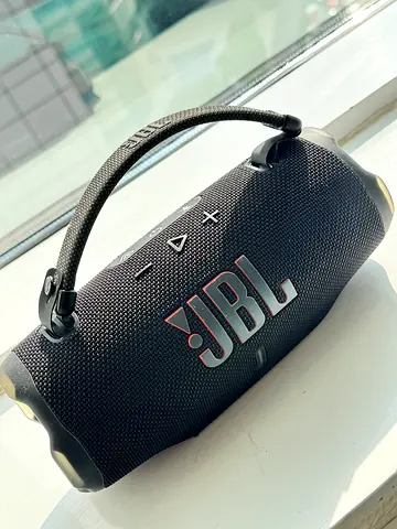 Jbl charge6 waterproof speaker