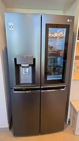 LG Refrigerator Instaviwe Refrigerator