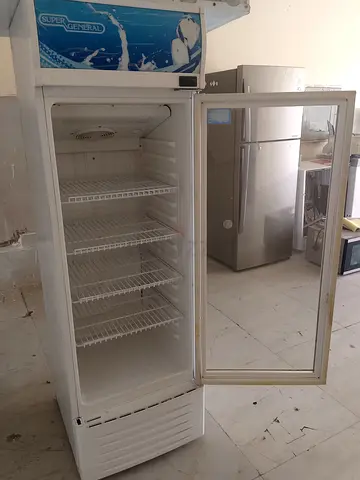 Super General Upright Display Chillar - Glass Door, Good Working
