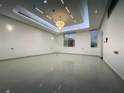 OUTSTANDING BRAND NEW 4BHK VILLA WITH DRIVER ROOM