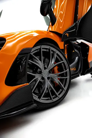 2021 Mclaren 720S — миниатюра 3