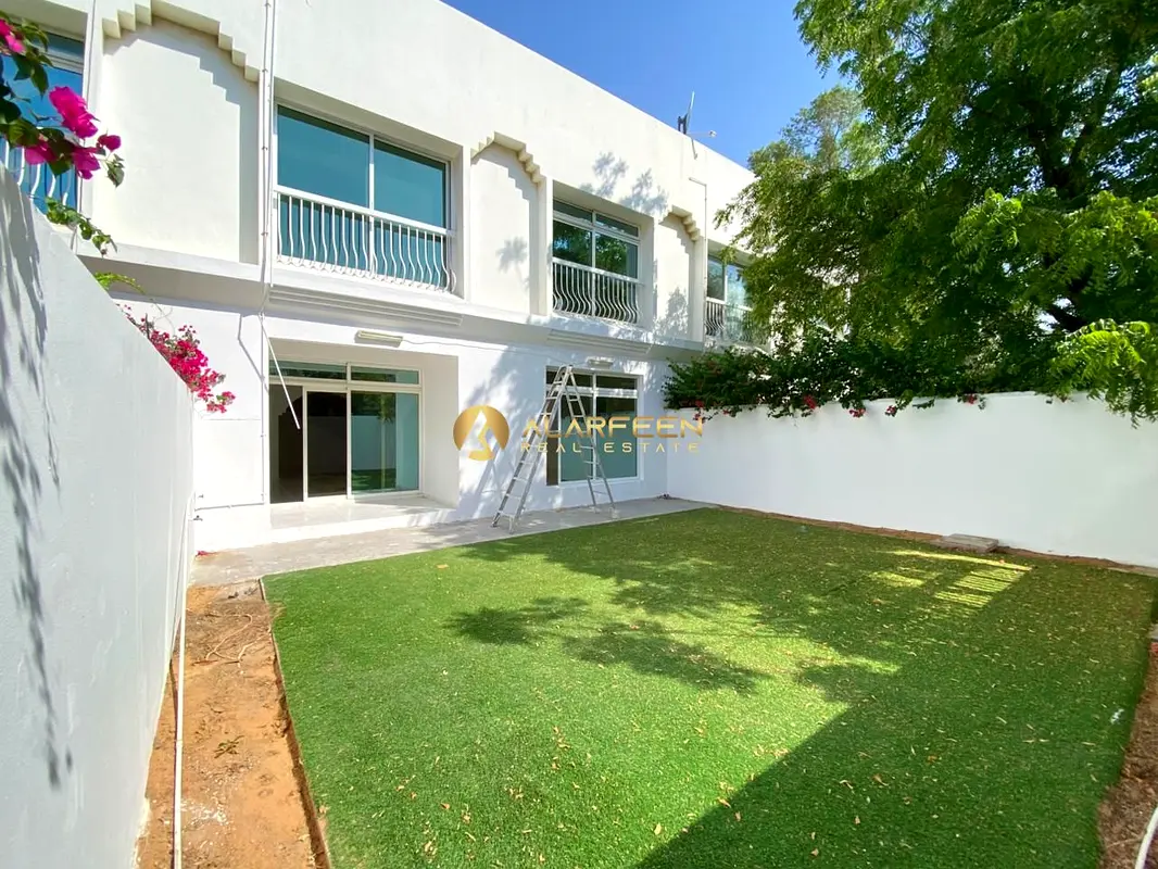 3 bhk | Semi Independent | Renovated | Private Garden