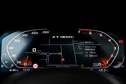 2021 BMW X7 — миниатюра 11