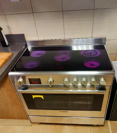 Bosch Series 6 High-End Electric Ceramic Cooking Range – Premium Collection