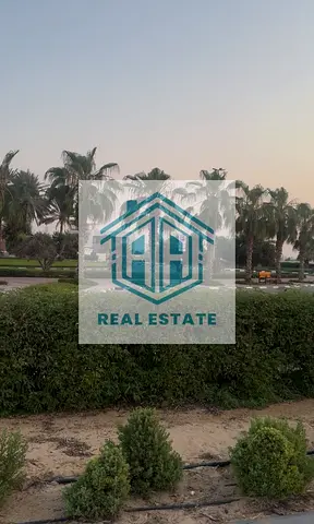 Corner HOUSE IN MAIN ROAD FOR SALE IN AL MAMZAR DUBAI 3 MINUTES TO BEACH
