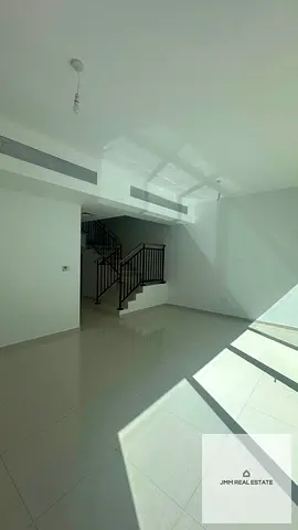Best Price | Vacant | Study Room