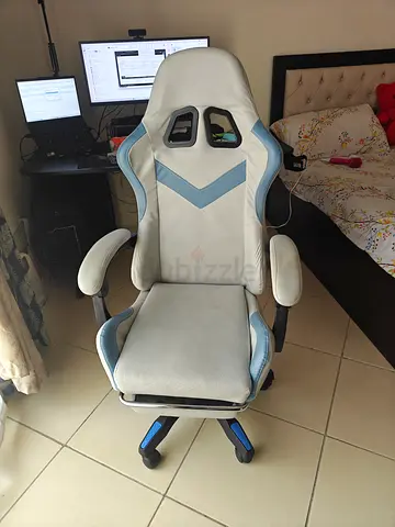 Used Ergonomic Gaming/Office Chair with Footrest - Light Grey Blue