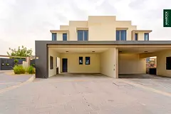 Corner Unit | Community View | Landscaped Garden