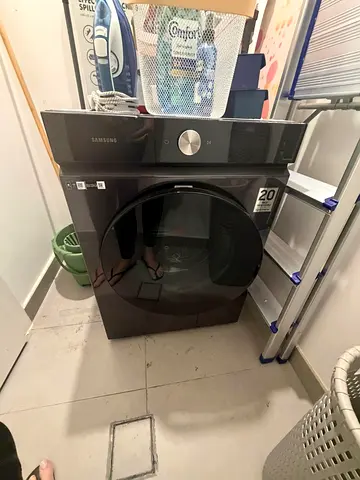 Samsung Front Load Washer Dryer (Black) - Good Condition
