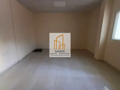 Big size family studio flat available close kitchen Central AC only 20k muwaileh