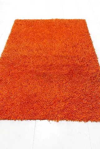 Premium Shaggy Carpets for Sale – Excellent Condition Carpet- Original price 1100 Dhs