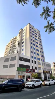 SPECIAL OFFER 1 BEDROOM + Hall / 1 Car Parking Free