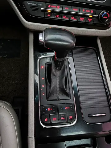 2018 KIA CARNIVAL 缩略图 12