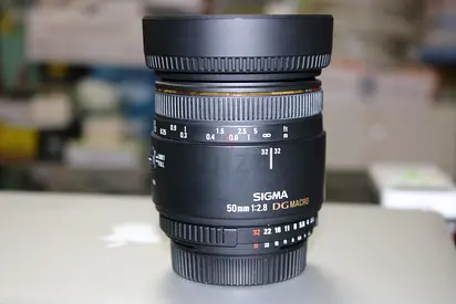 Sigma 50mm f/2.8 DG Macro Lens (New Condition)