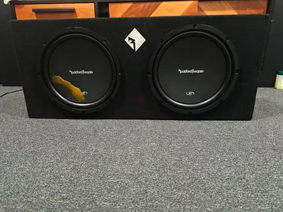 Rockford R1 dual 12 inch subwoofer