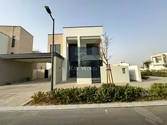 CORNER UNIT | ON PARK | READY TO MOVE IN