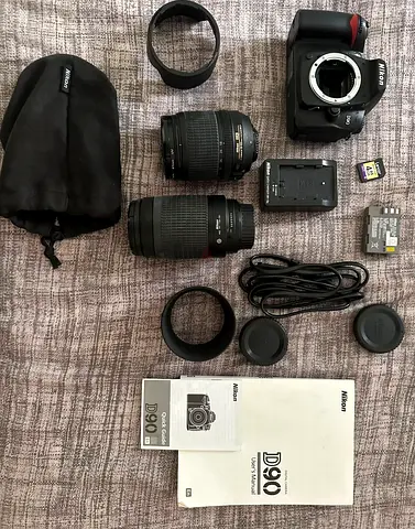 Nikon D90 DSLR Camera