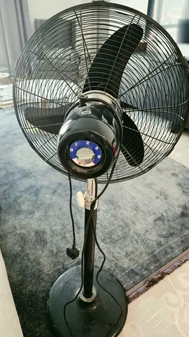 Used standing pedestal fan - adjustable height, working condition