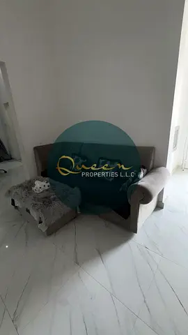 فيلا فاخرة ومفروشة بالكامل للإيجار السنوي في الياسمين | 5 غرف ماستر ومجلس
