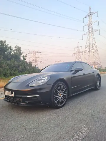 Porsche Panamera 4 2017 GCC Specs - Immaculate Condition
