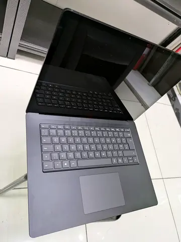 Surface laptop 3 i7 10th gen 32/1TB 15