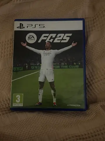 FIFA 25 (PS5) - Like New