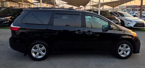 صورة 5 لـ 2018 Toyota SIENNA