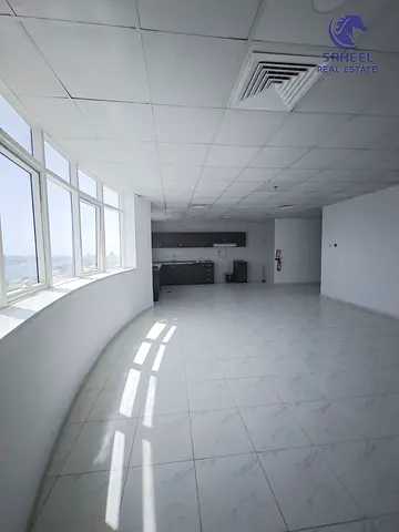 Spacious 1 Bedroom Apartment with Scenic Views