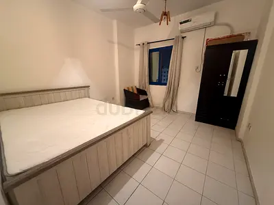 Masterbedroom Available Al Majaz